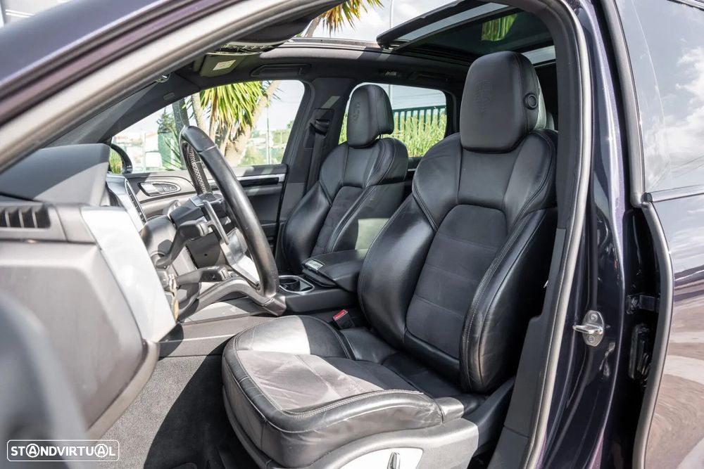 Porsche Cayenne S E-Hybrid - 26