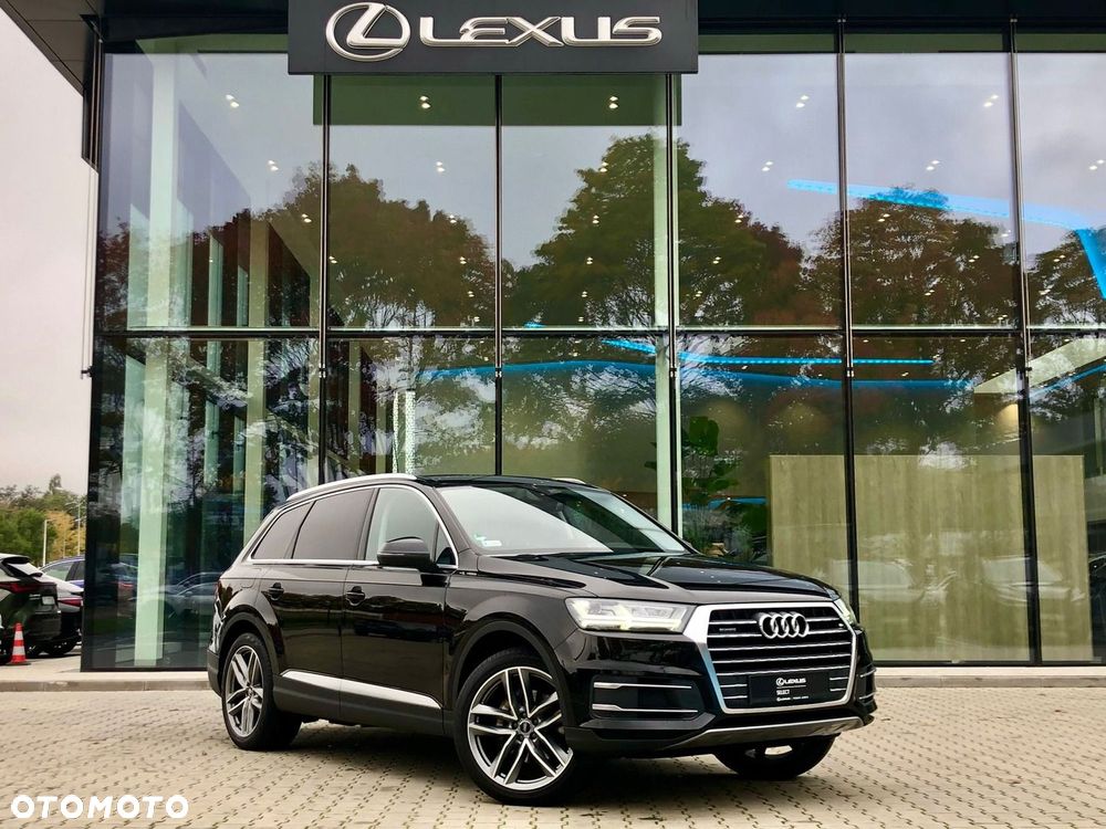 Audi Q7 - 1