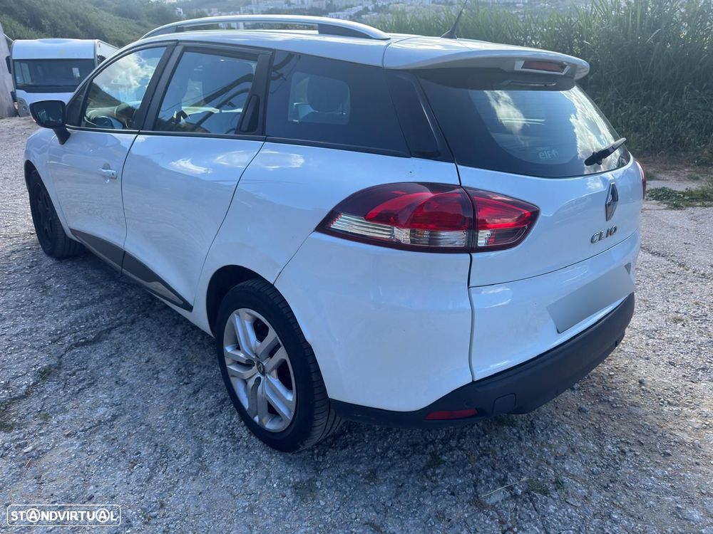 Renault Clio 1.5 dCi Confort - 4