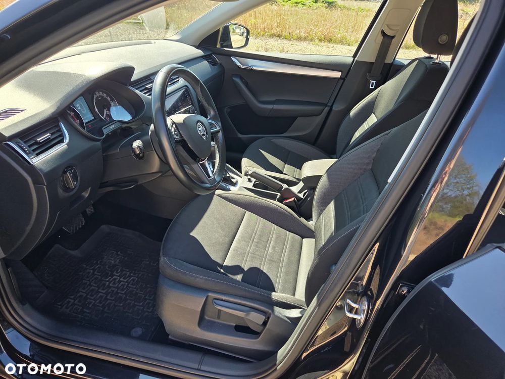 Skoda Octavia 2.0 TSI Ambition DSG - 5