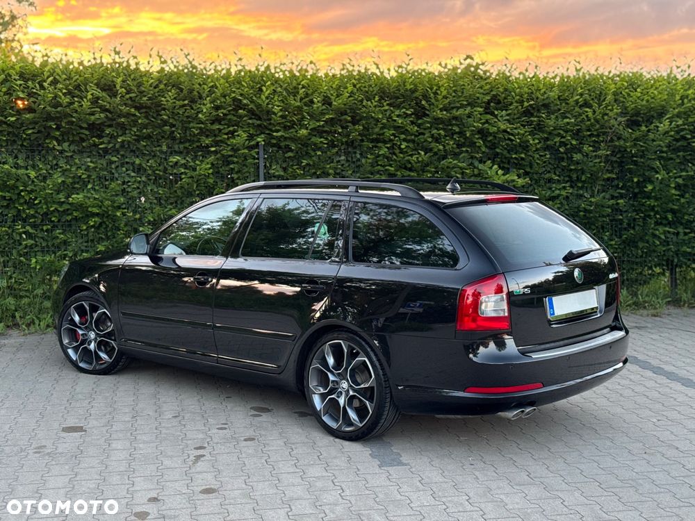 Skoda Octavia 2.0 TDI CR DPF DSG RS - 16