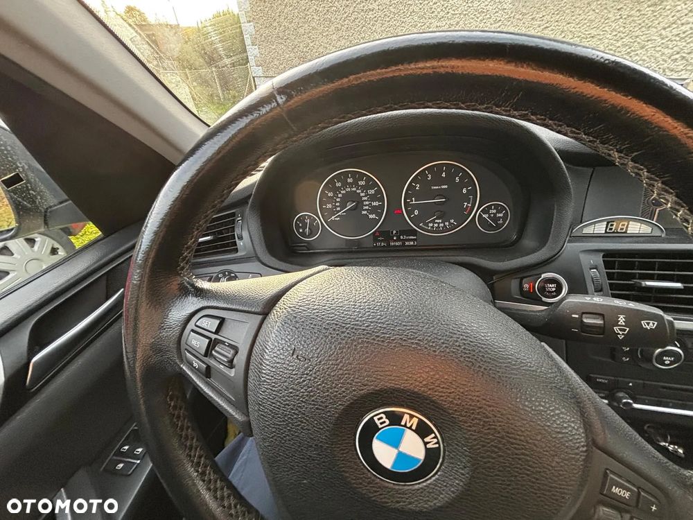 BMW X3 xDrive28i - 2