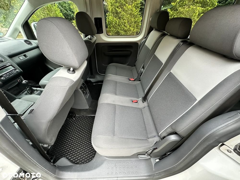 Volkswagen Caddy Maxi Comfortline BMT - 18