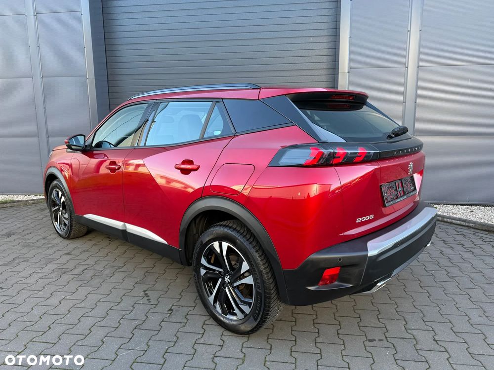 Peugeot 2008 1.2 Pure Tech Allure S&S - 12