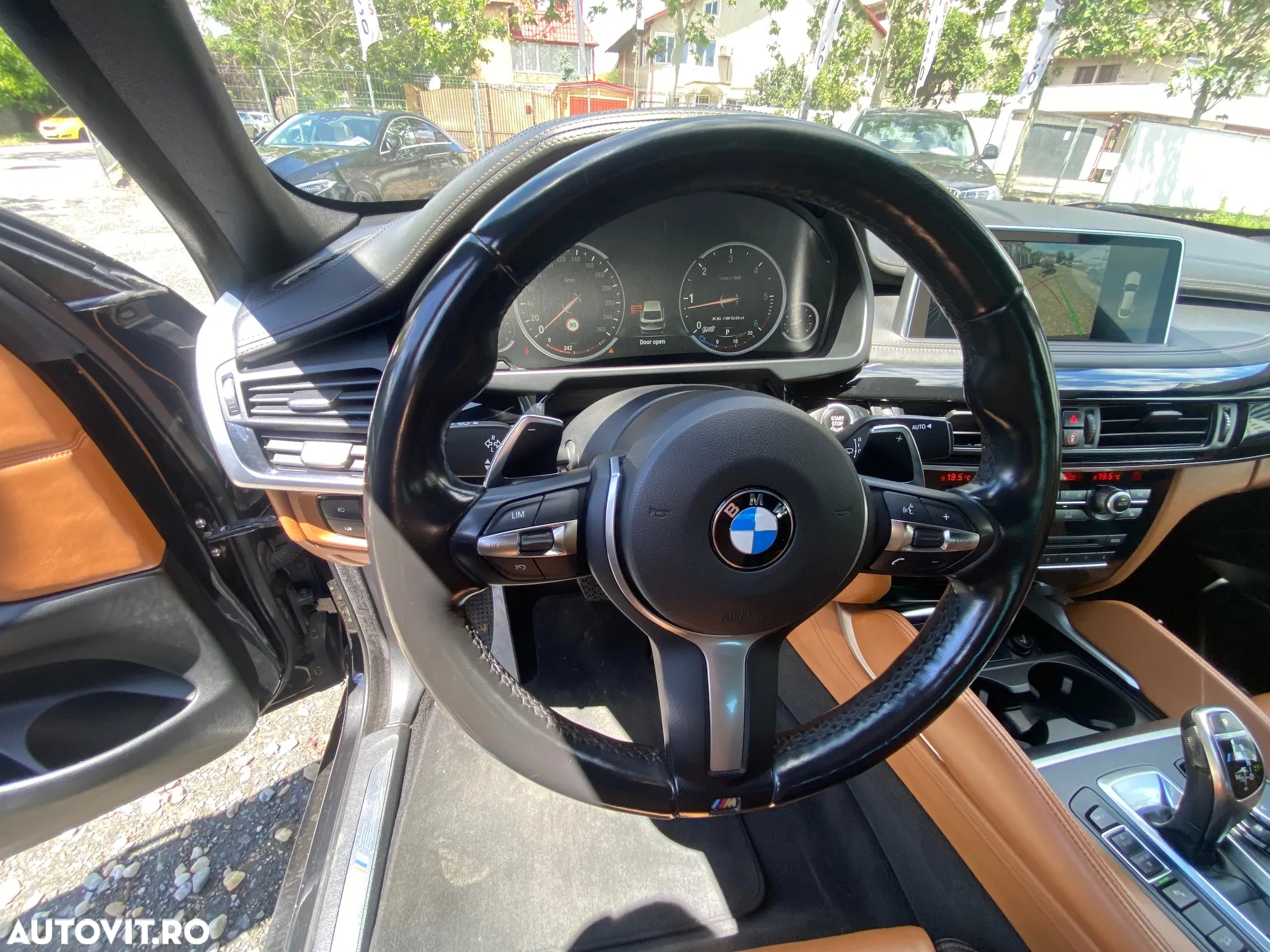 BMW X6 M M50d - 14