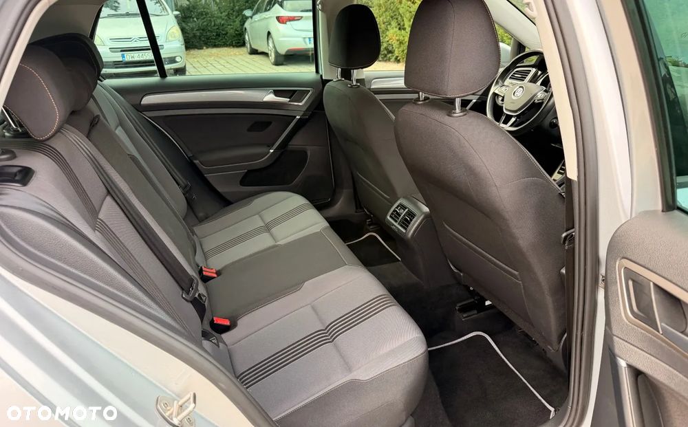 Volkswagen Golf 2.0 TDI BlueMotion Technology DSG Allstar - 14