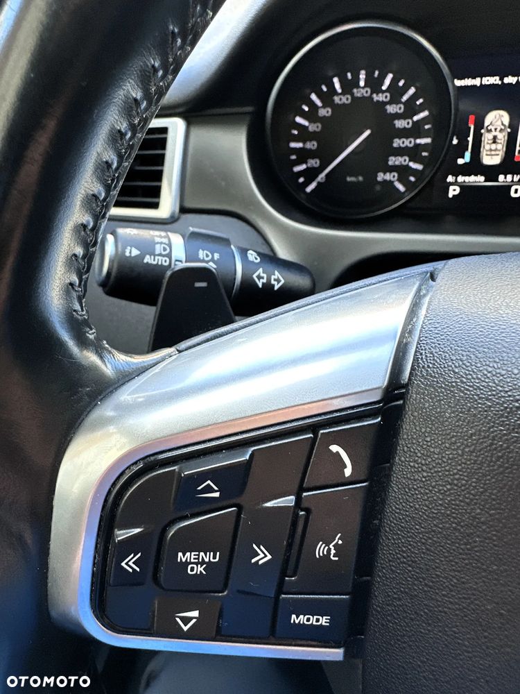 Land Rover Discovery Sport - 21