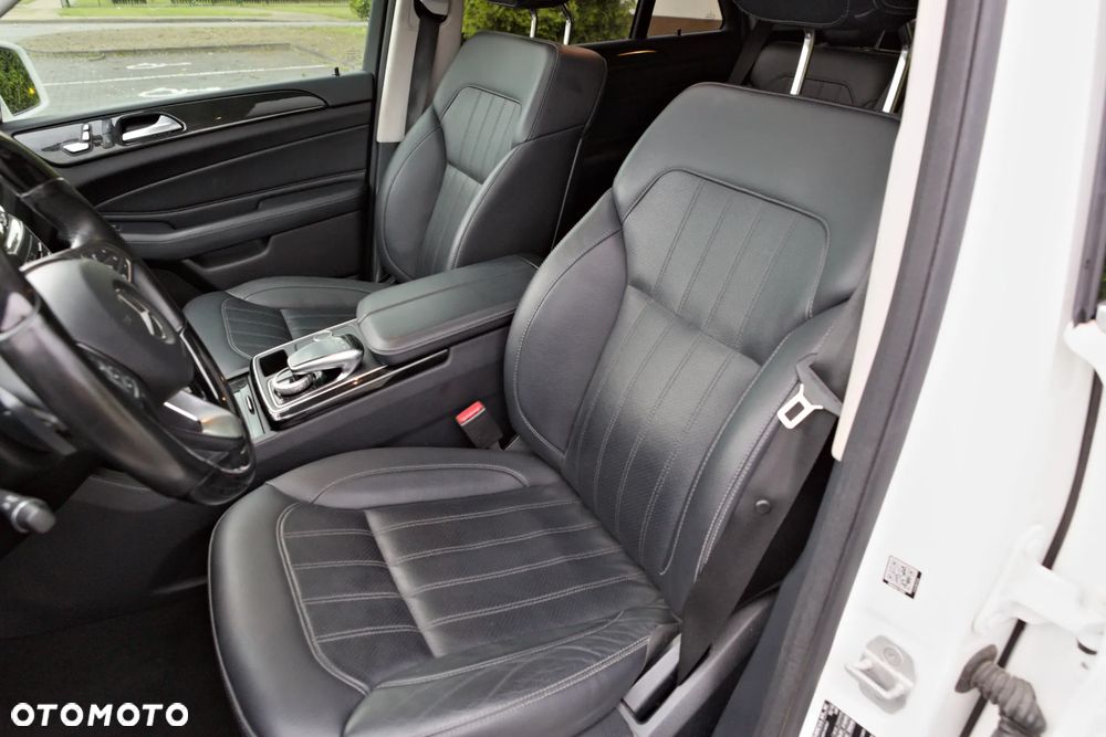 Mercedes-Benz GLE 400 4Matic 7G-TRONIC Exclusive - 23