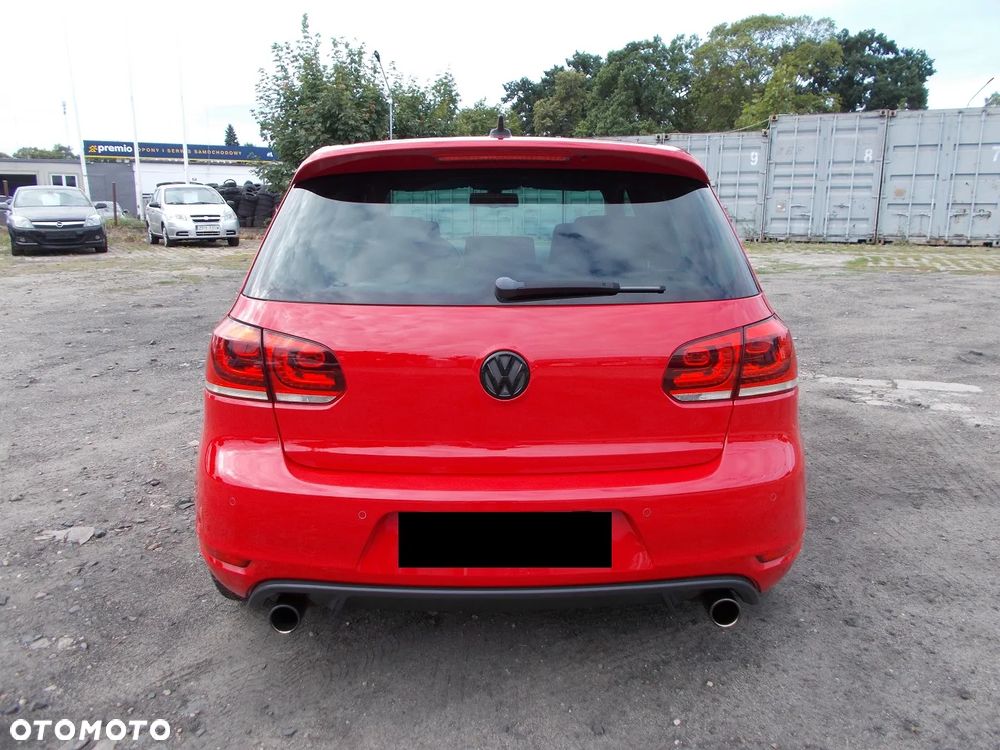 Volkswagen Golf 2.0 GTI - 8
