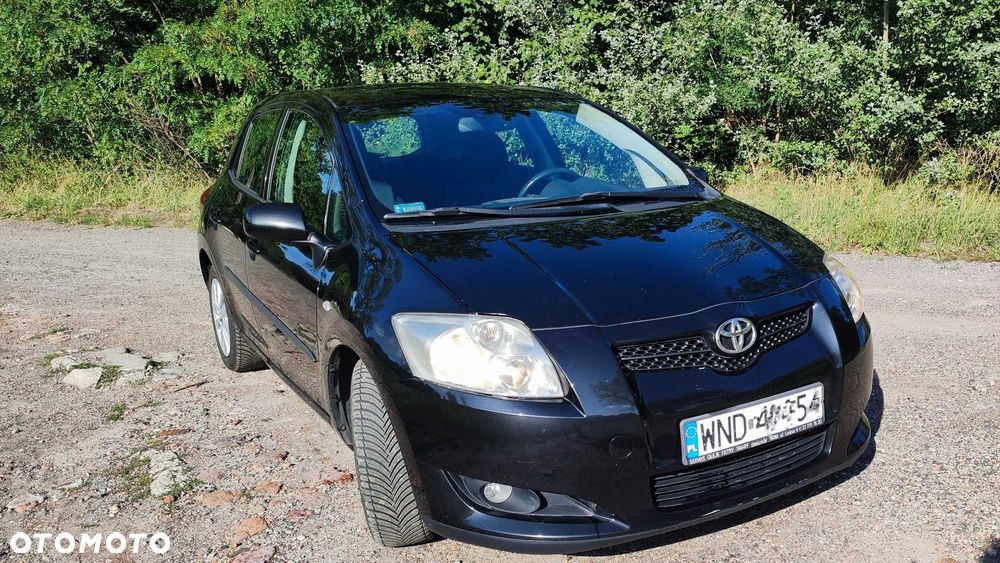 Toyota Auris - 2