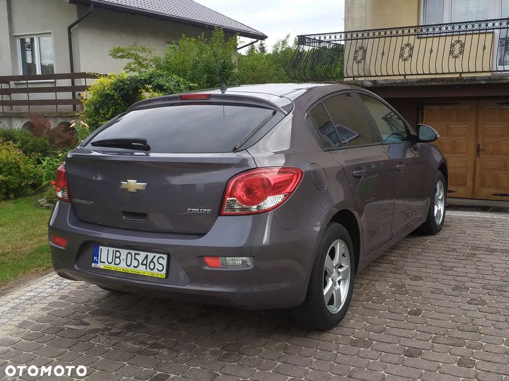 Chevrolet Cruze 1.8 LTZ - 8