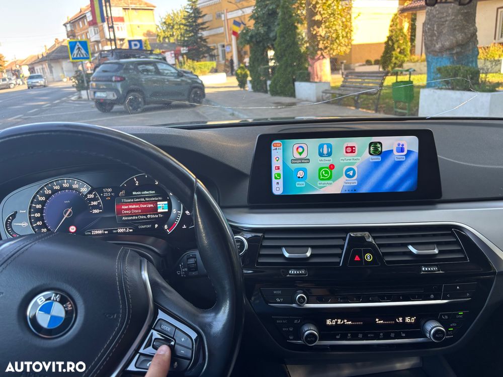 BMW Seria 5 520d AT - 8