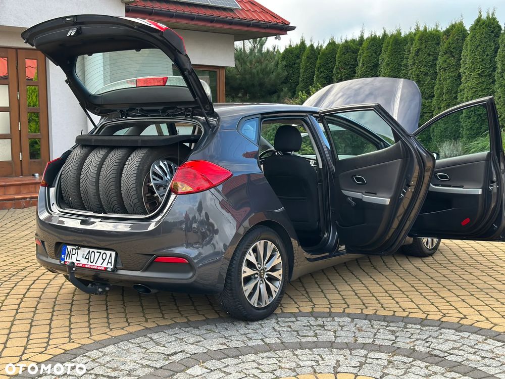Kia Ceed Cee'd 1.6 GDI XL - 33