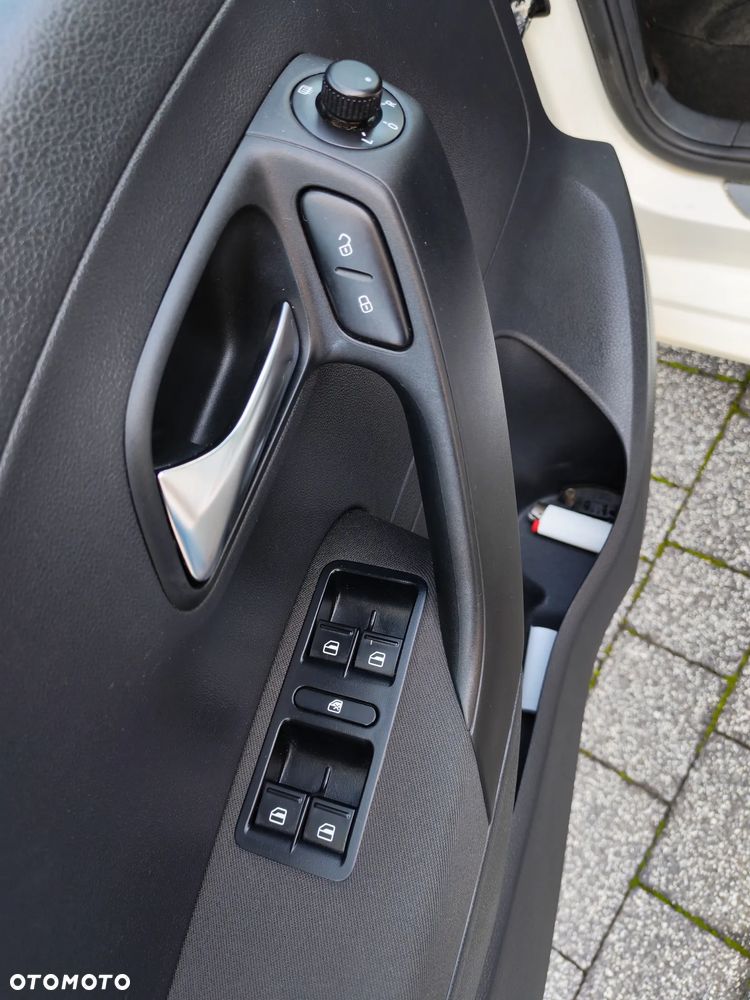 Volkswagen Polo - 14