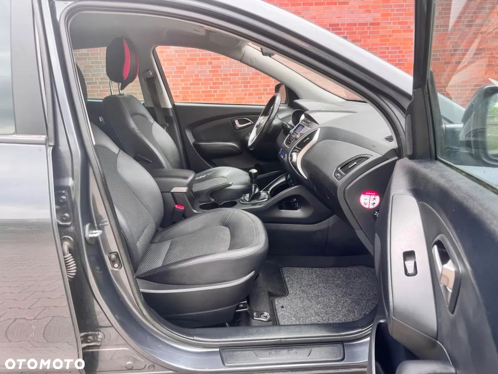 Hyundai ix35 2.0 4WD Premium - 11