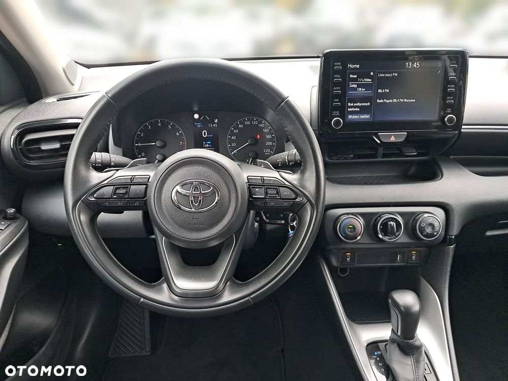 Toyota Yaris 1.5 Comfort CVT - 6