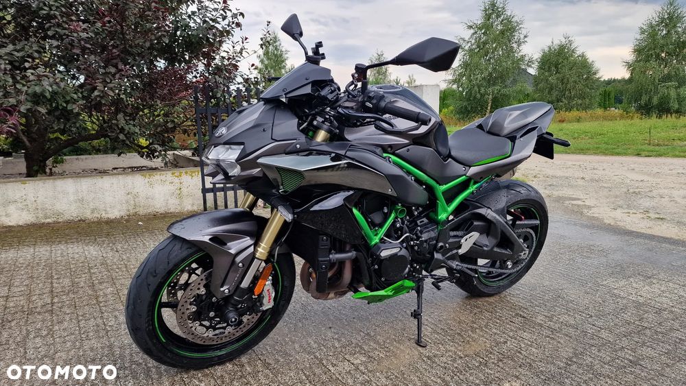 Kawasaki H2 - 2