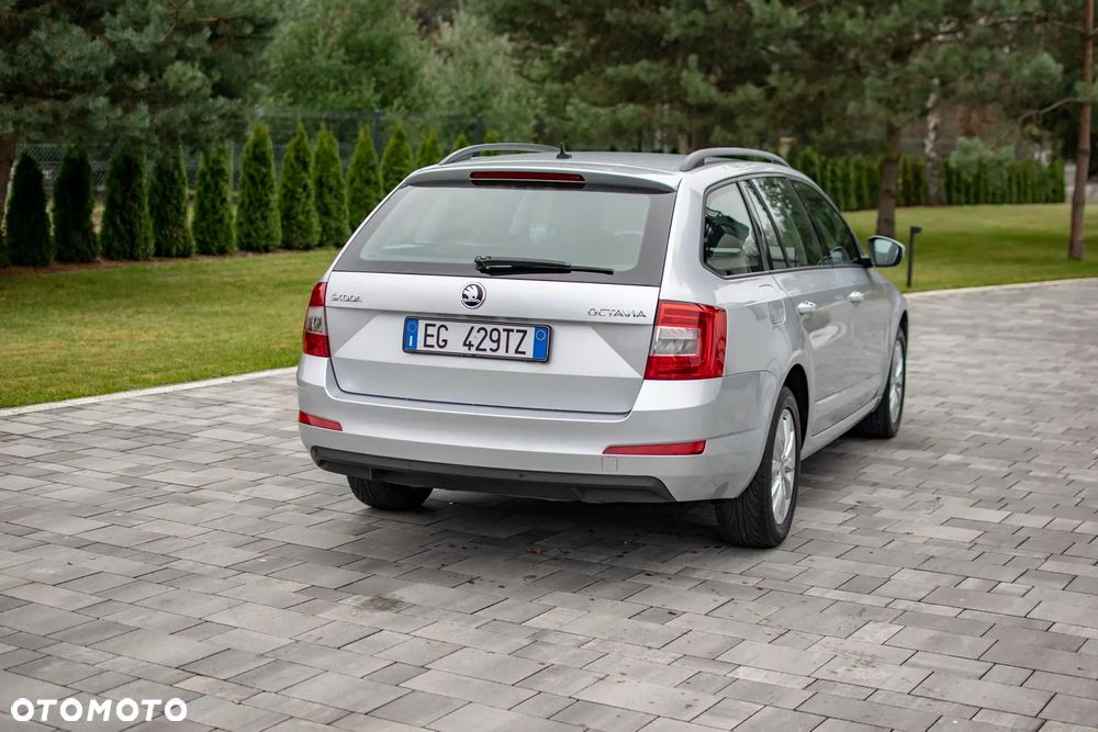 Skoda Octavia - 24