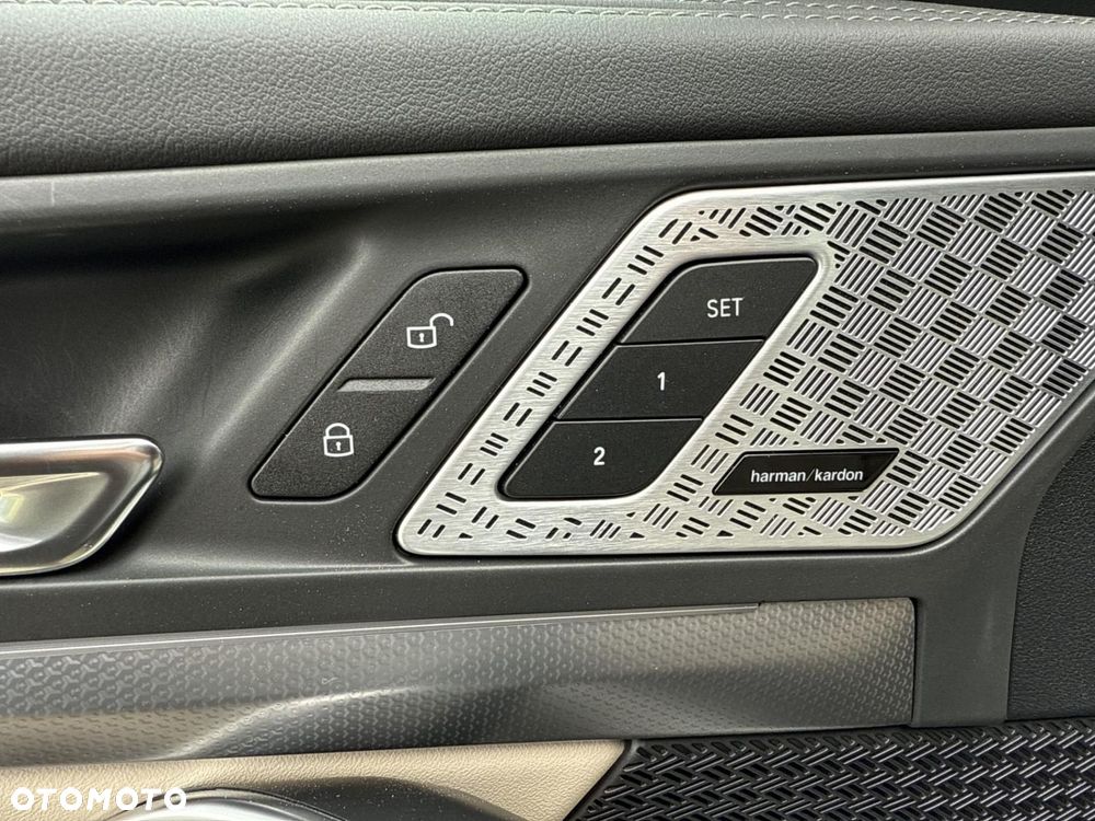 BMW X1 - 19