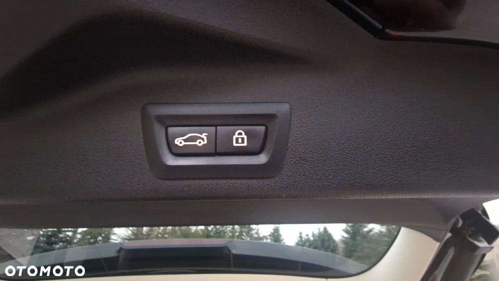 BMW X5 xDrive40i - 38