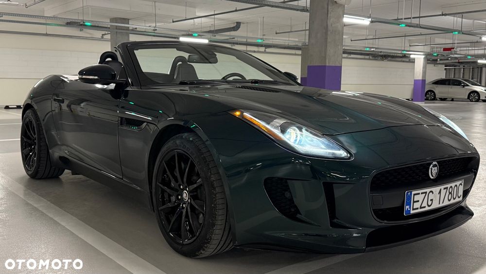 Jaguar F-Type R-Dynamic - 25