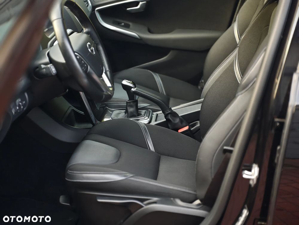 Volvo V40 D2 Momentum - 6