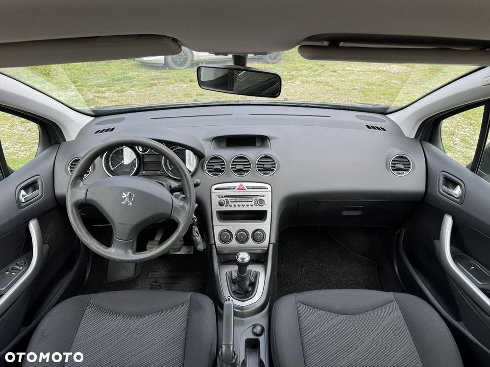 Peugeot 308 95 VTi Tendance - 26