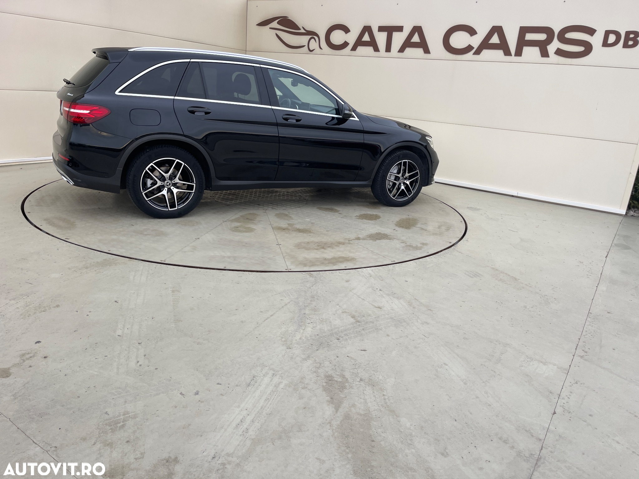 Mercedes-Benz GLC 250 d 4Matic 9G-TRONIC AMG Line - 17