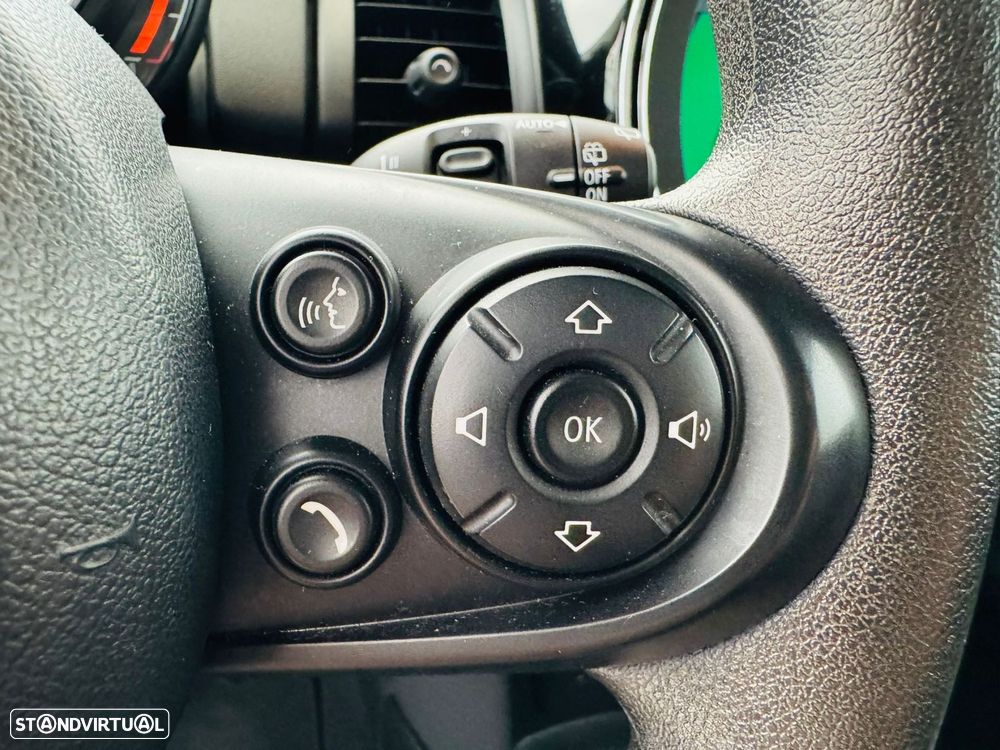 MINI 3 Portas One - 14