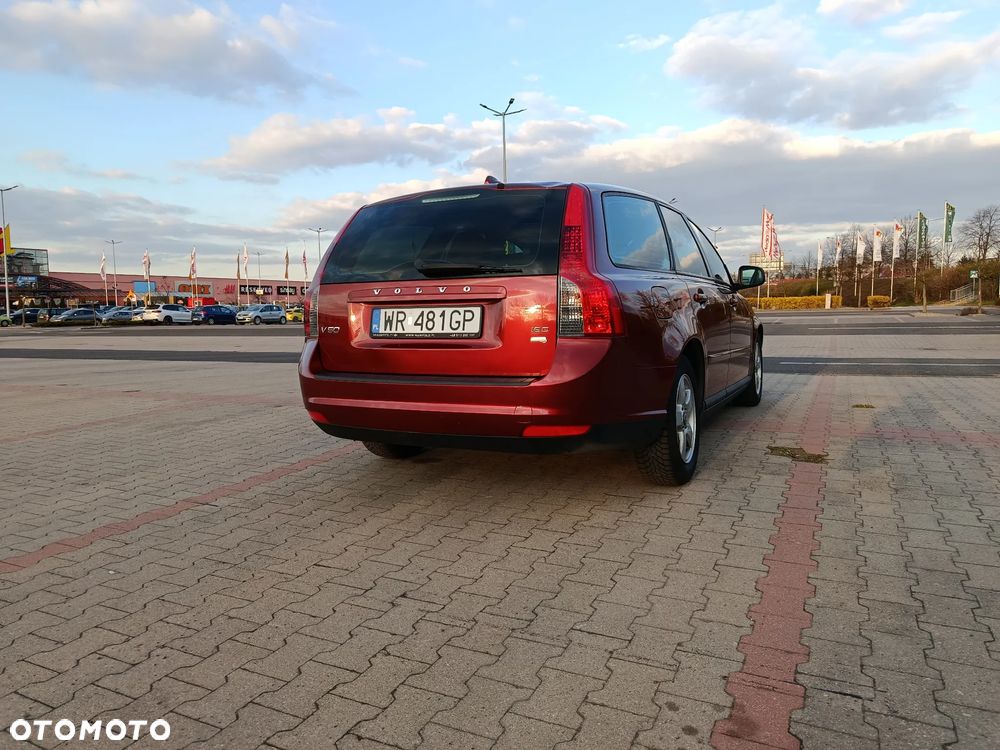 Volvo V50 1.6D - 10