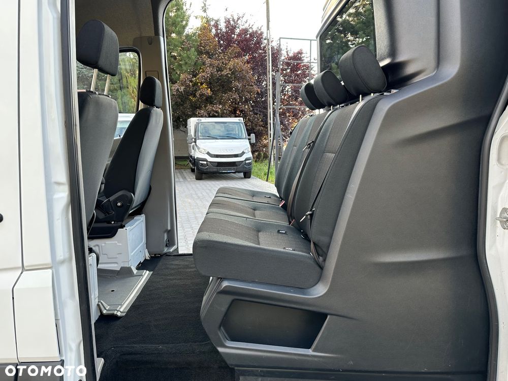 Mercedes-Benz Sprinter - 10
