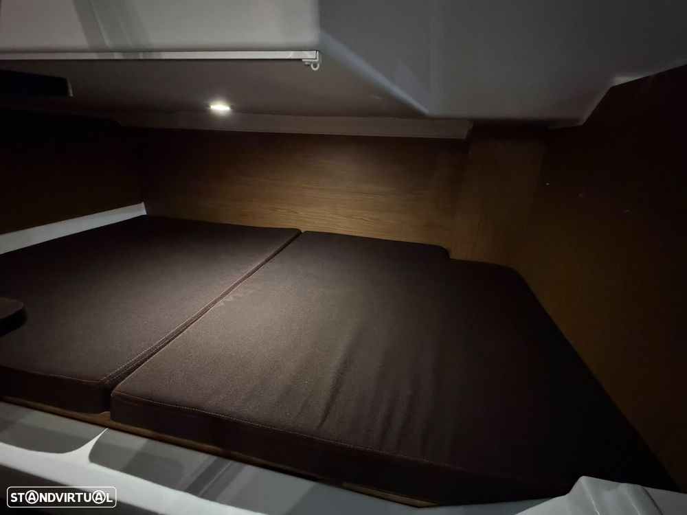 Beneteau 8.8 Sundeck - 14