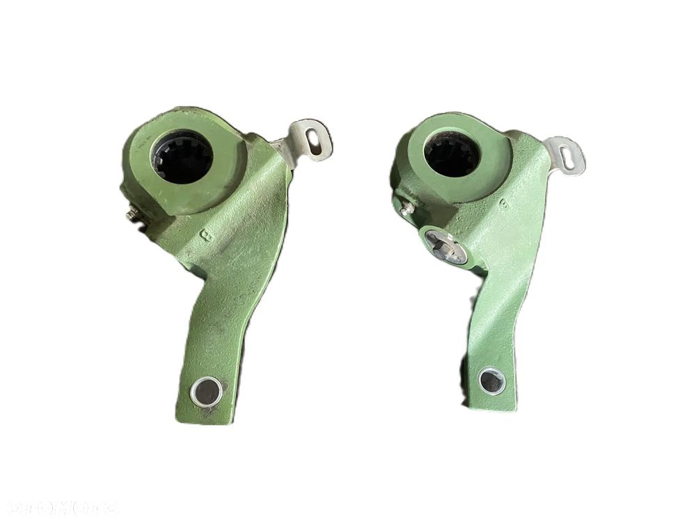 GRZECHOTKA DŹWIGNIA ROZPIERAKA MAN TGA LEWA /PRAWA - 3