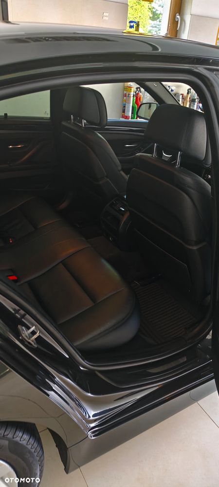 BMW Seria 5 520d Luxury Line - 16