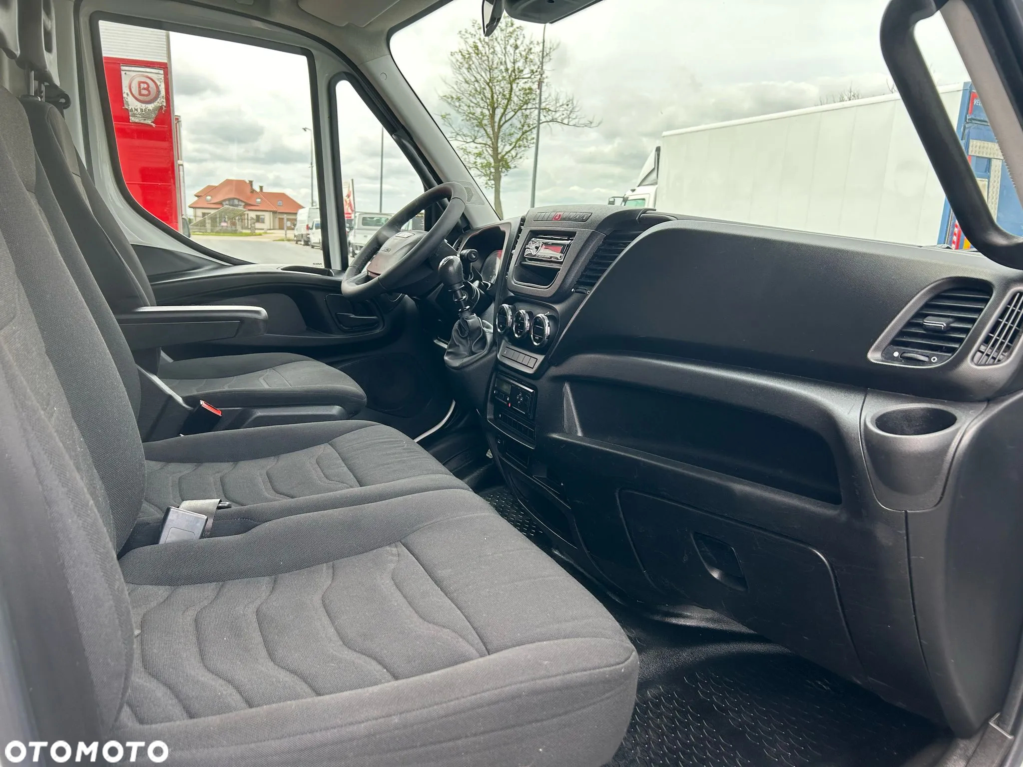 Iveco Daily 70C15 3.0 HPI Chłodnia Mroźnia 9 palet + winda 1000kg **Bez Adblue**Climatronic**Sprowadzony**2016R** - 15