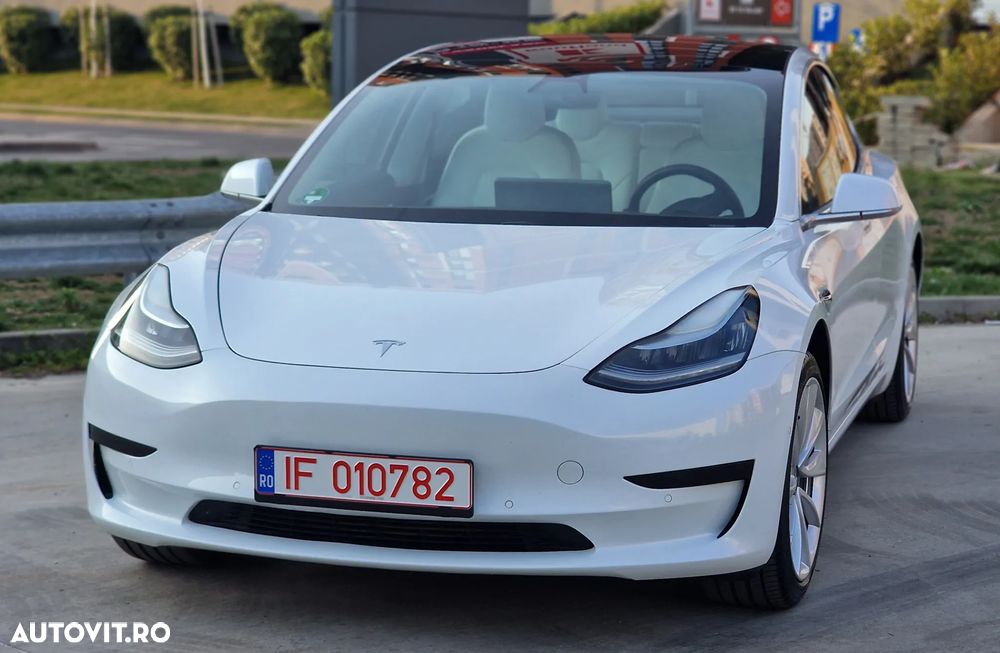 Tesla Model 3 Standard Reichweite Plus Hinterradantrieb - 11