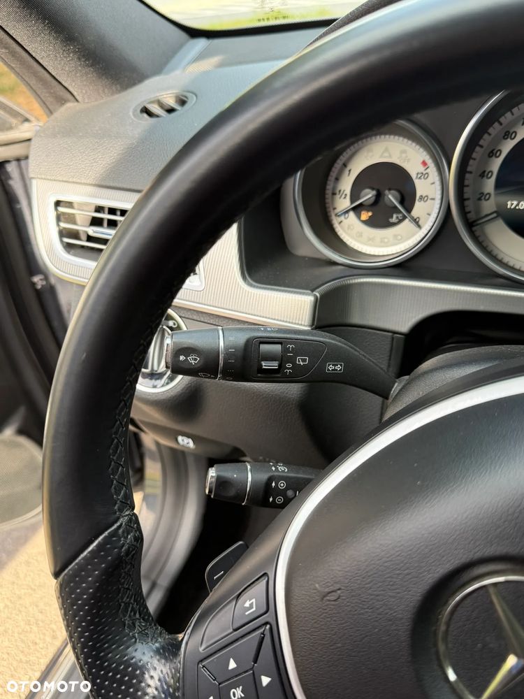 Mercedes-Benz Klasa E 200 BlueTEC 7G-TRONIC Avantgarde - 16