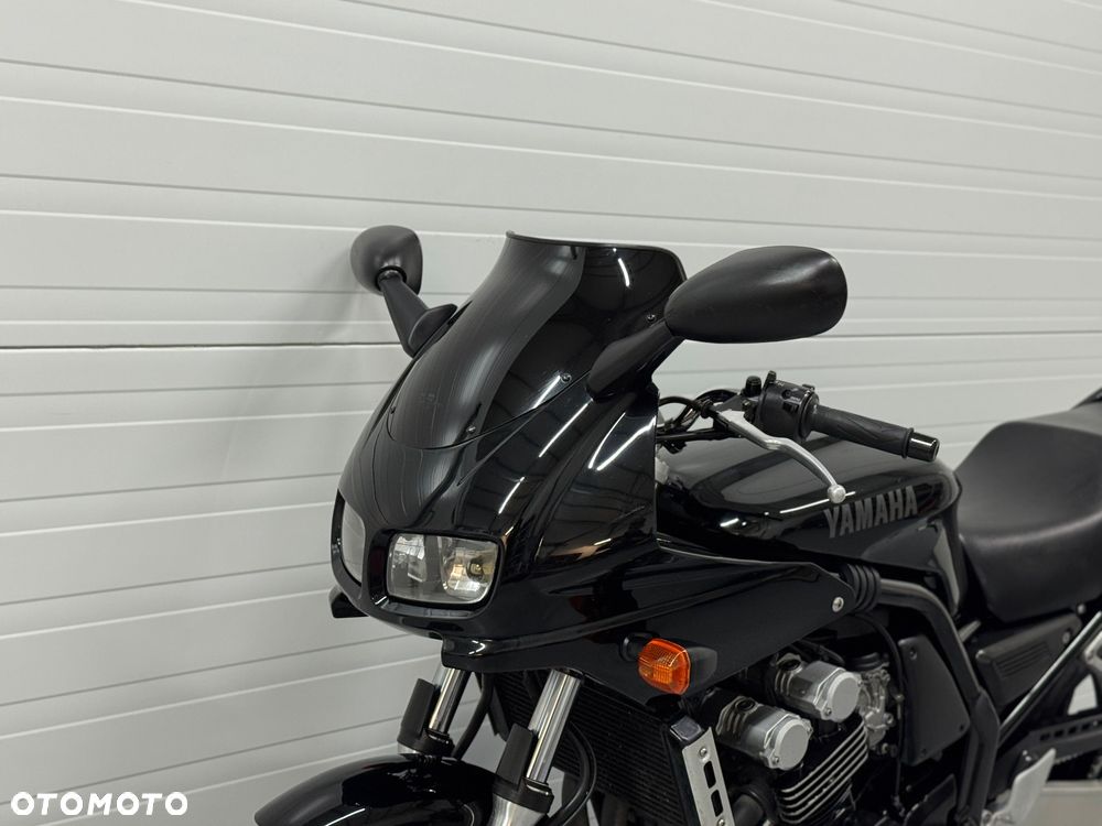 Yamaha FZ6 - 18