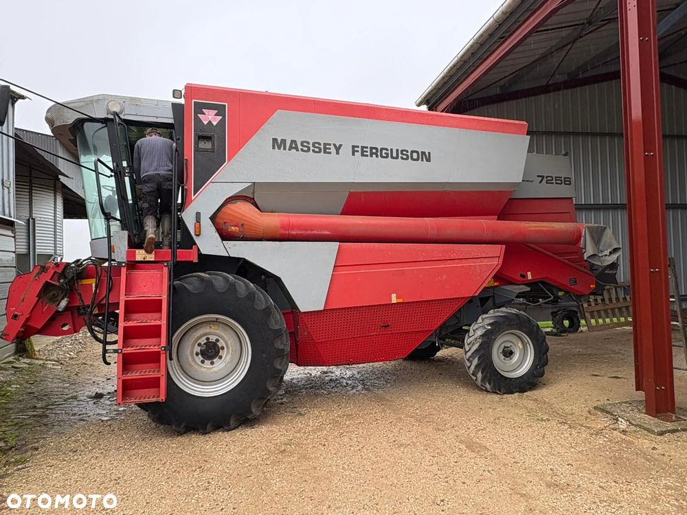 Massey Ferguson 7256