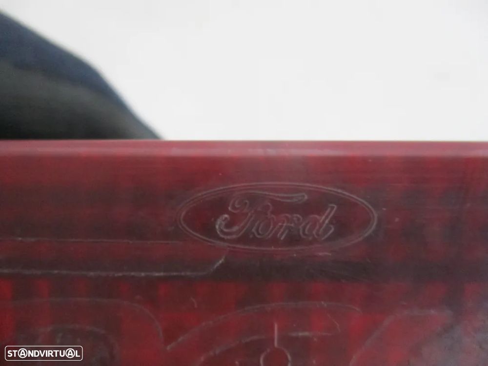 3° Terceiro Stop Farolim Luz Stop Ford Focus 2004 a 2008 - 3