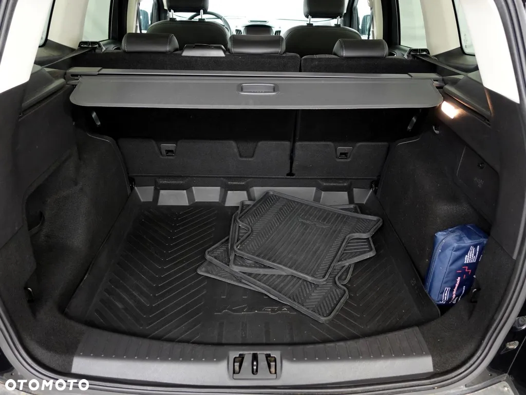 Ford Kuga 2.0 TDCi FWD Titanium - 39