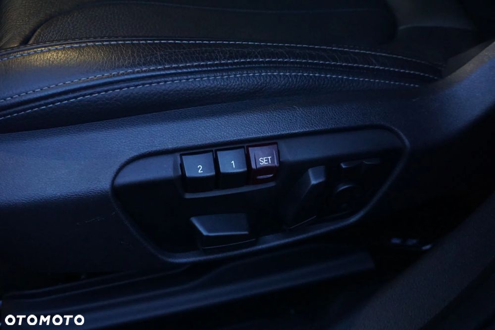 BMW X2 xDrive20i Advantage - 26