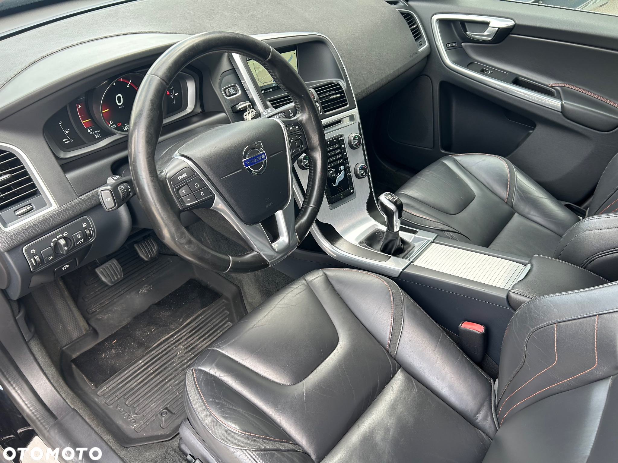 Volvo XC 60 D4 Kinetic - 16