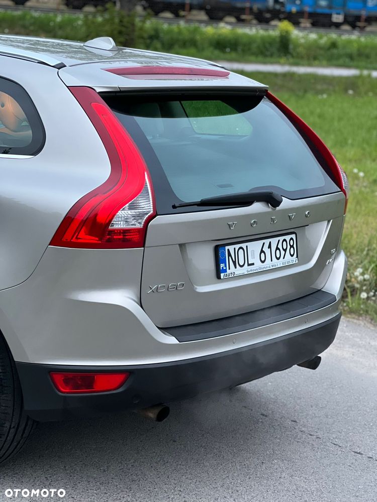 Volvo XC 60 3.2 AWD Summum - 7