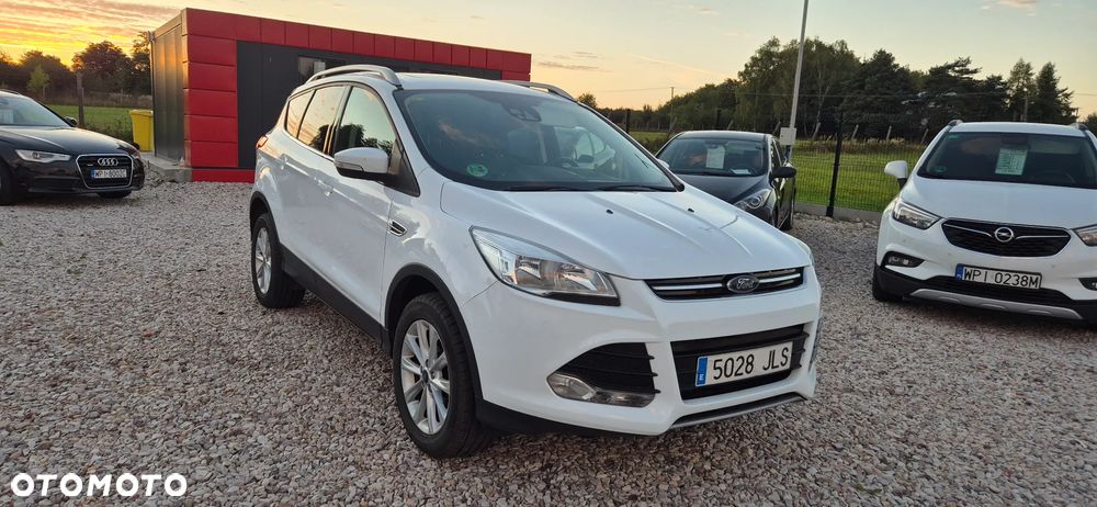 Ford Kuga 1.5 EcoBoost FWD Titanium ASS - 4