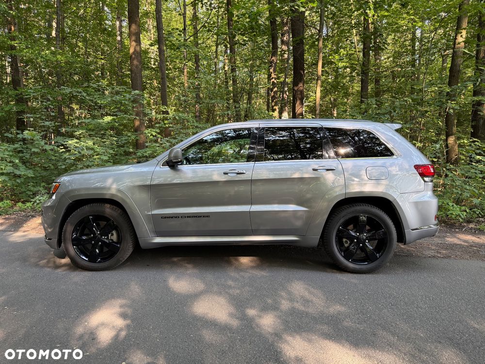Jeep Grand Cherokee 5.7 V8 Overland Summit - 9
