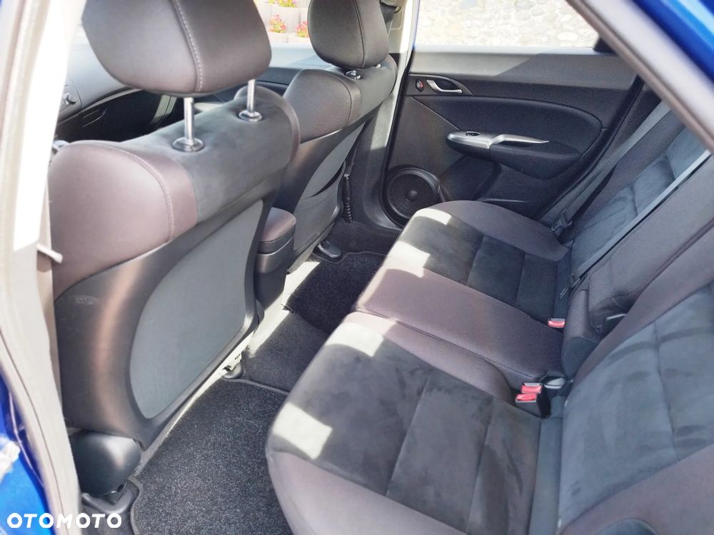 Honda Civic 1.8i-VTEC Sport - 10