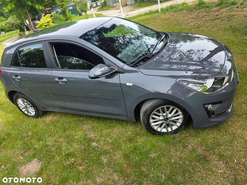 Kia Rio 1.2 Edition 7 - 13