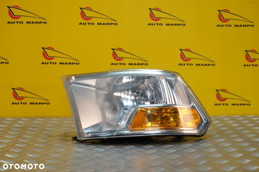 DODGE RAM 1500 2500 2009- REFLEKTOR LAMPA L USA - 2