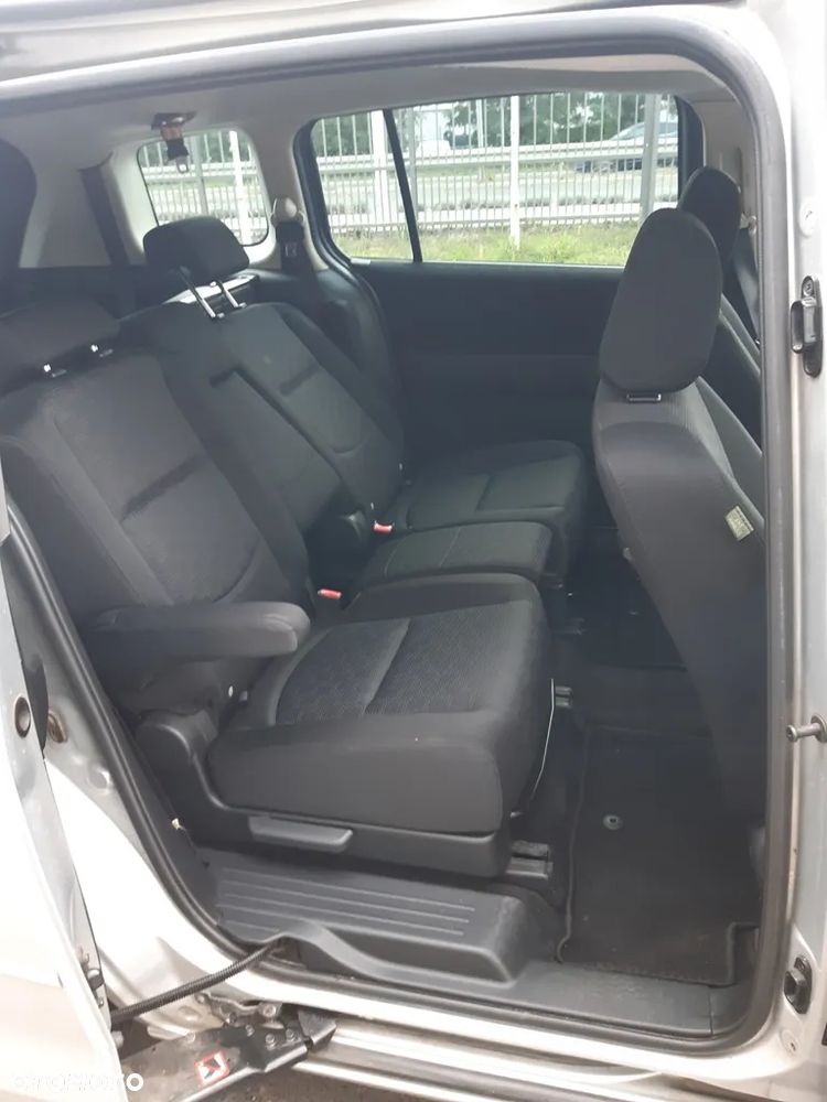 Mazda 5 2.0 CD Exclusive + - 12